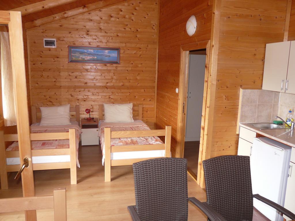 Guest House Jadran Pol Петровац Экстерьер фото
